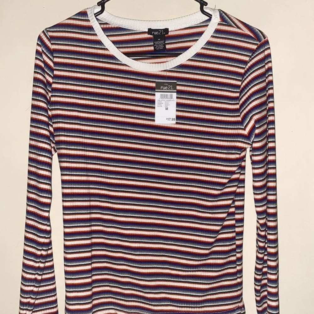 RUE 21 MULTICOLOR STRIPED LONG SLEEVE (NEVER WORN)